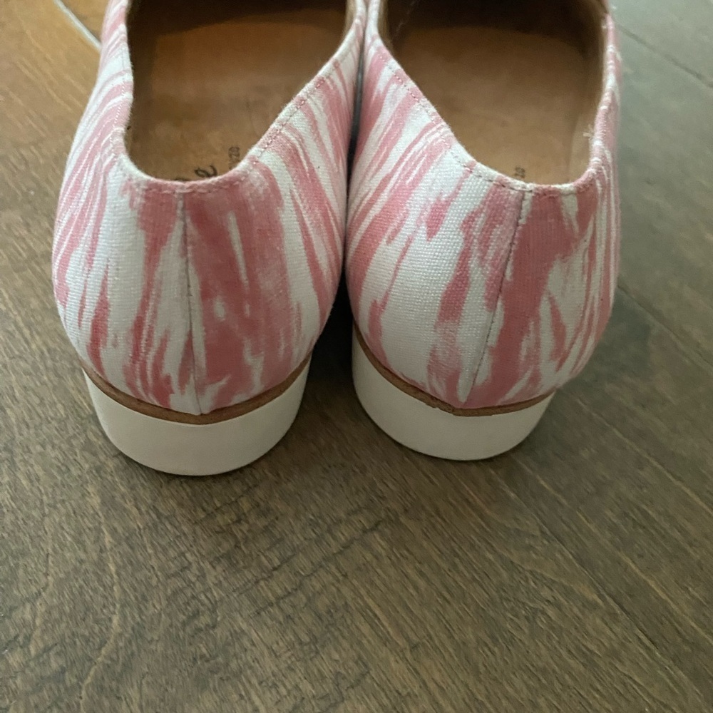 Lifestride Bloom Slip On Pink and White Loafers Flats Size 7.5 - Picture 4 of 6